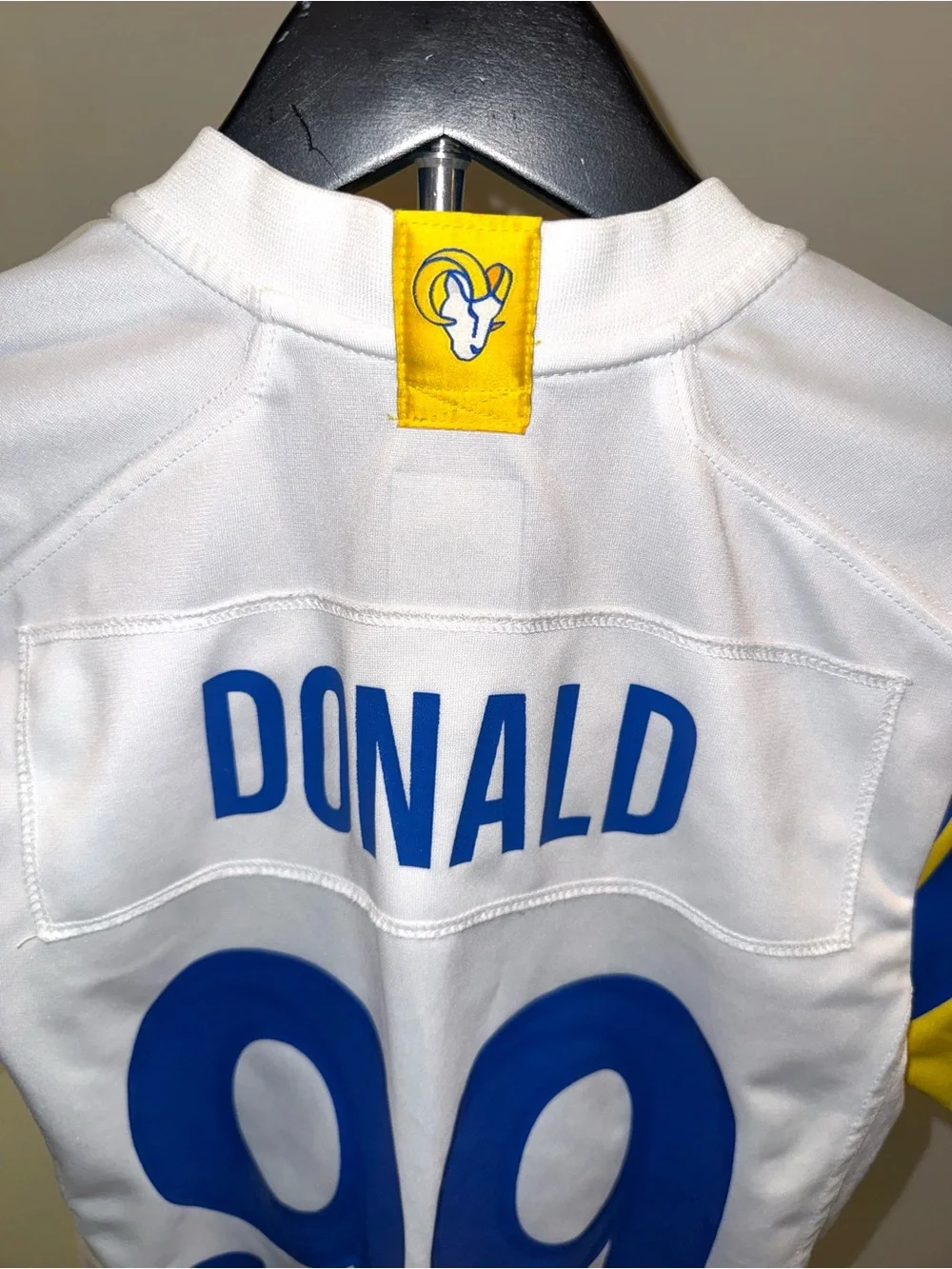 Nike Los Angeles Rams Aaron Donald #99 Alternate Game jersey, boys size S